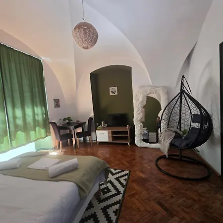 Reset Apartman *